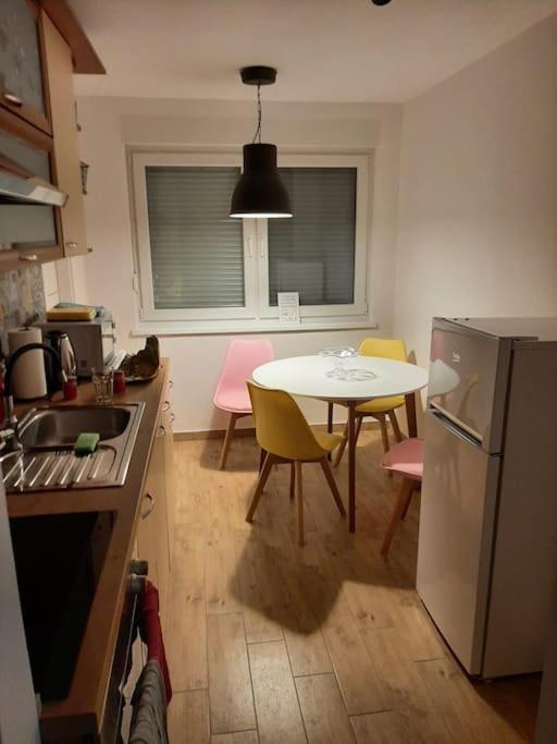 Studio Apartman Bojana 34M2,Free Wifi,Parking Sisak Exterior photo